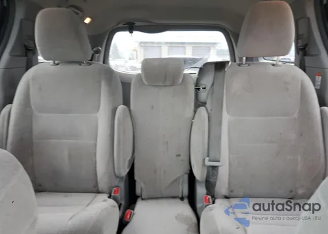 2017 Toyota Sienna Le z USA, uszkodzony, nr VIN 5TDKZ3DC5HS876754